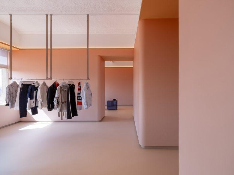 Бутик одежда NIO House Amsterdam