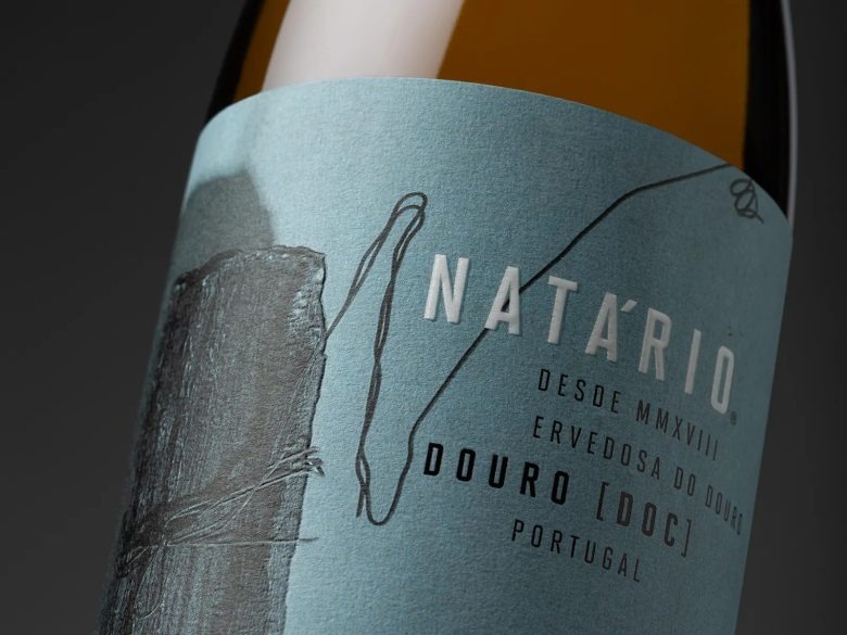 Этикетка на бутылке N for Natário