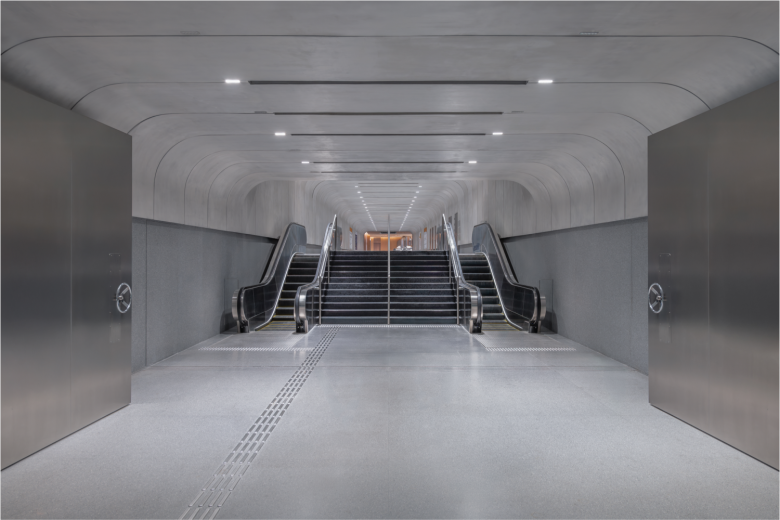 Холл эскалаторы BREWTOWN