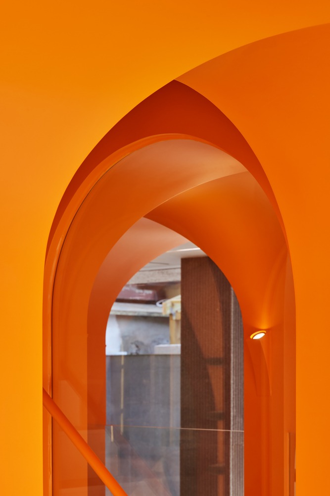 Интерьерное оформление стен Yongsan Francoreen HQ