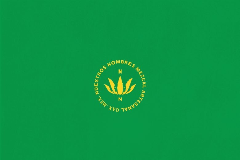 Логотип Nuestros Nombres Mezcal