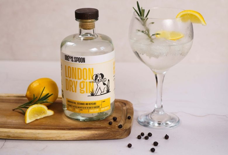 Лондонский сухой джин с коктейлем Dog & Spoon
