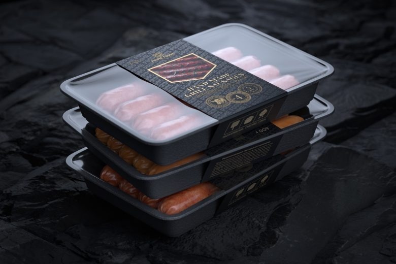 Лотки с колбасками в упаковке Prime Foods