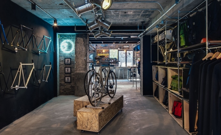 Дизайн интерьера магазина велосипедов Factory Five Boutique & Fixed Gear Bycicle в Китае