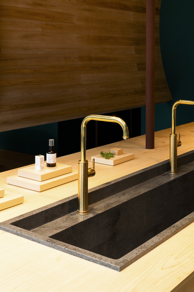 Tree Store в Токио