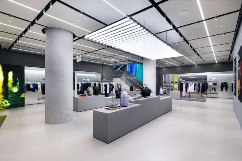 On store в Сингапуре