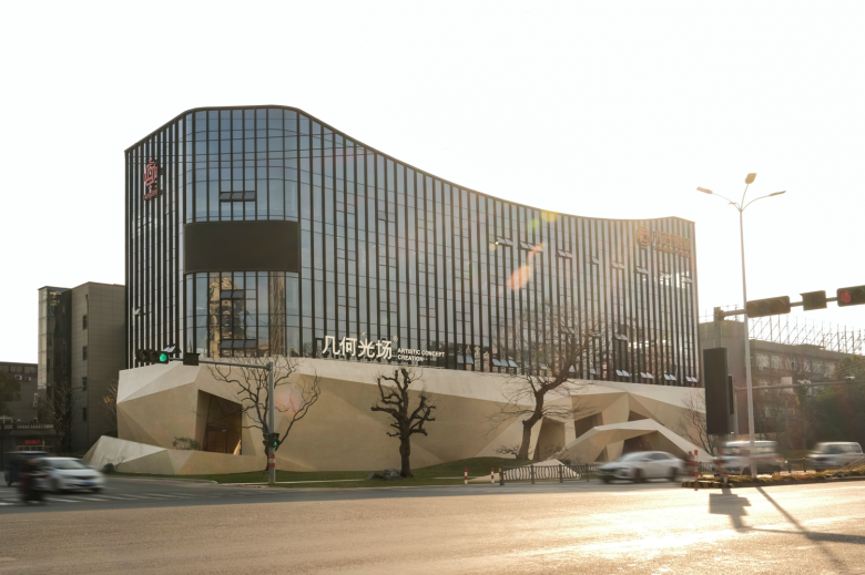 Шоурум Fang Eyewear Уличный вид здания