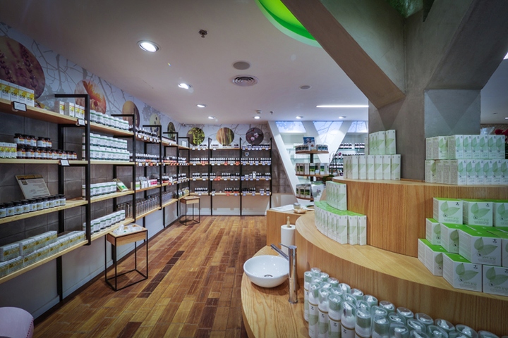 Необычный дизайн интерьера магазина лечебных трав Bara Herbs в Израиле
