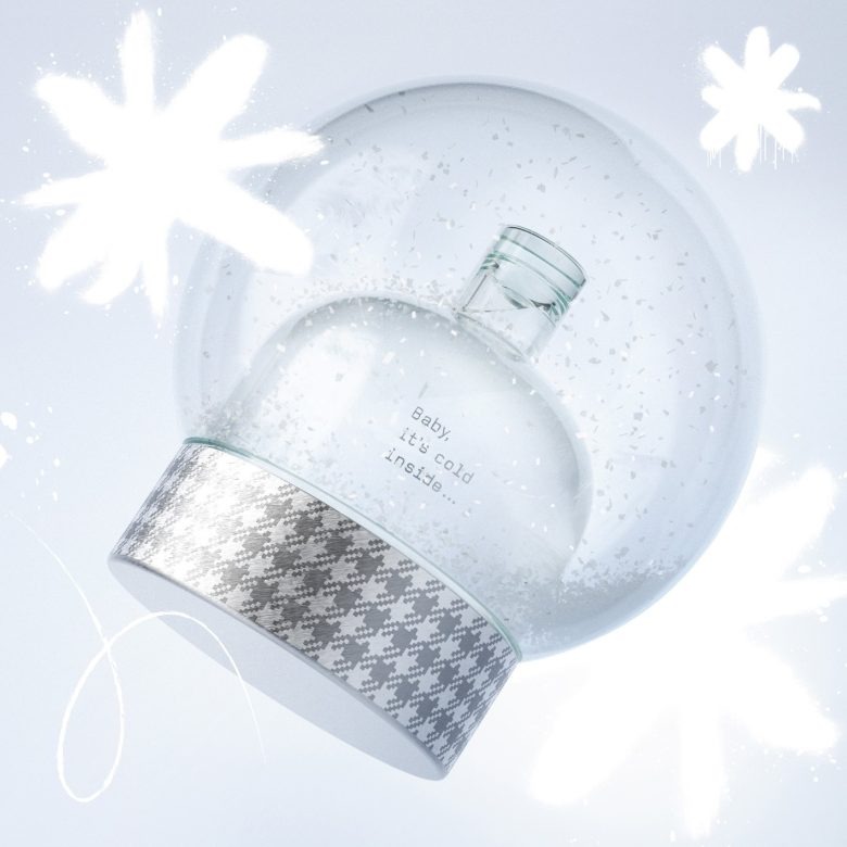 Снежный шар с бутылкой внутри Baby, it’s cold inside