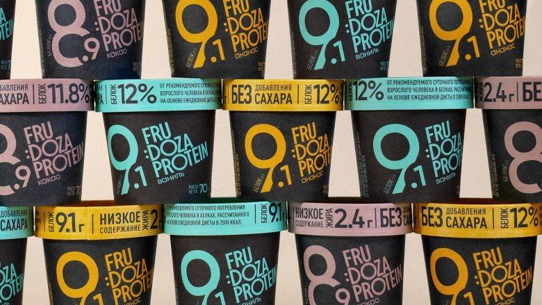 Стена из стаканчиков протеинового мороженого FRU_DOZA Protein Ice Cream