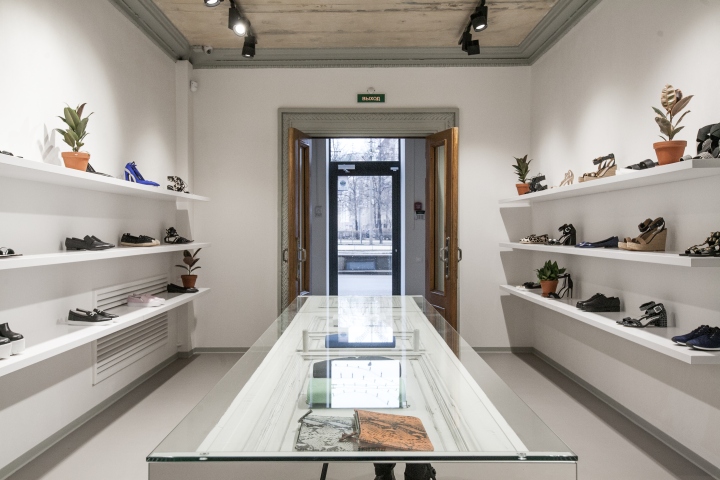 Оригинальное оформление магазина Porta 9 Shoe Concept в России
