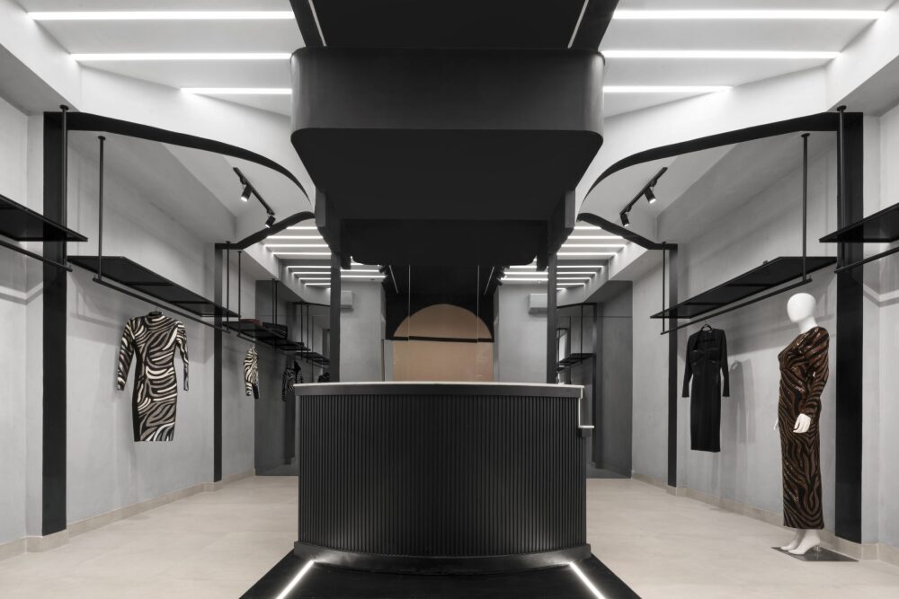 Входная зона магазина Sameer Madan flagship store