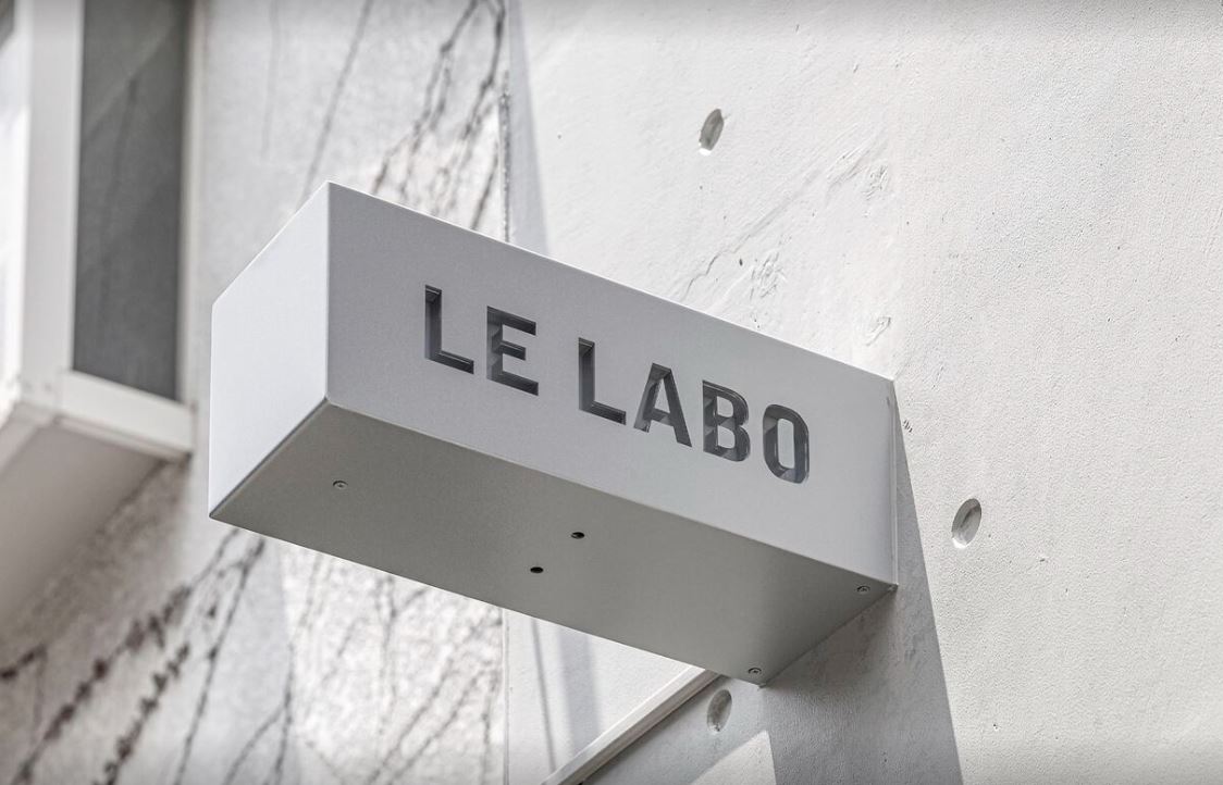 Вывеска Le Labo