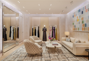 Зона вечерних платьев с диванами Dior store