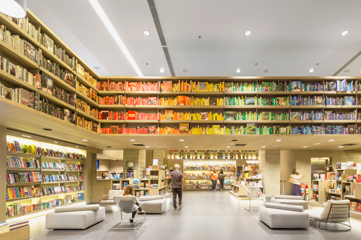 Книжный магазин Aiva в Рио-де-Жанейро