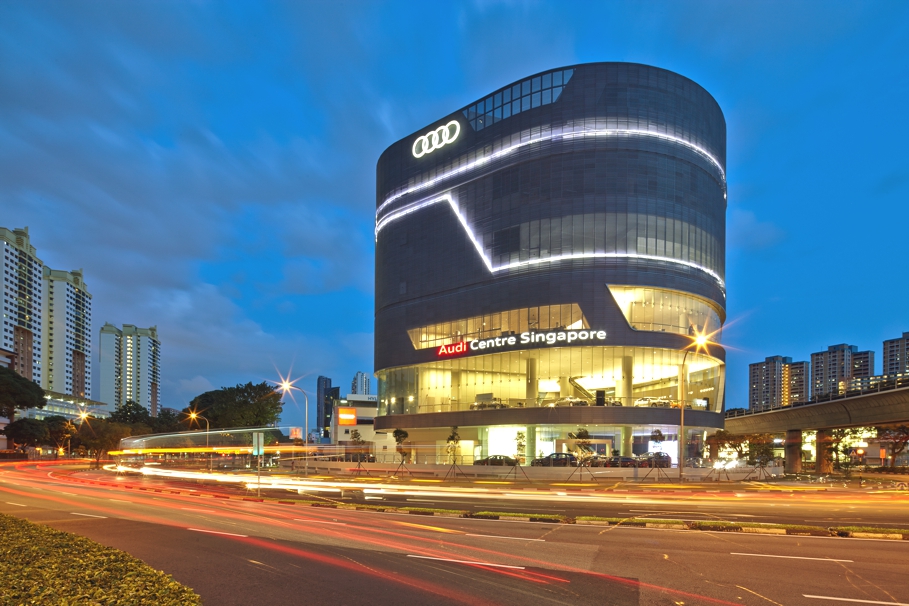 Автосалон Audi в Сингапуре