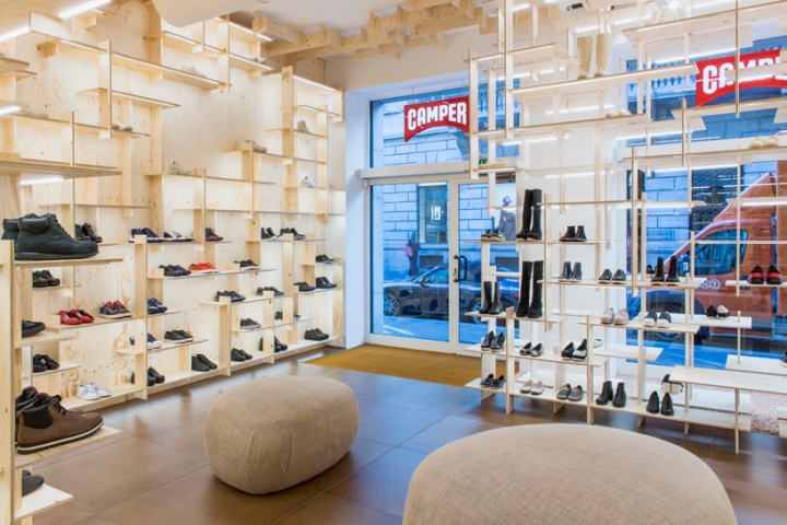 Шикарный дизайн интерьера обувного бутика бренда Camper в Милане