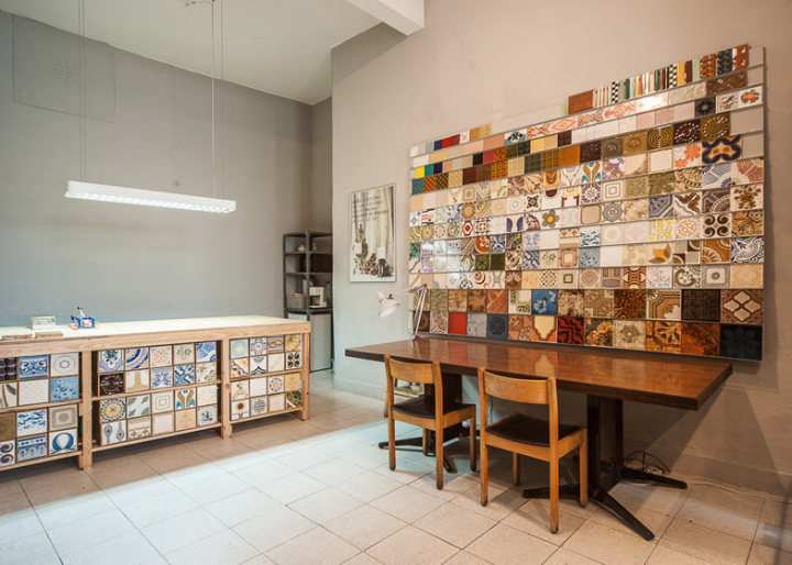 Дизайн магазина керамической плитки Cortico & Netos в Португалии