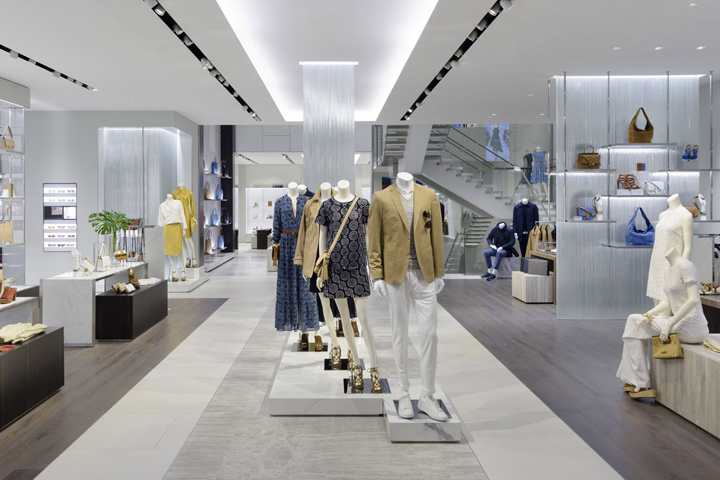 Дизайн магазина модной одежды от Michael Kors