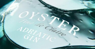 этикетка на бутылке Oyster Gin