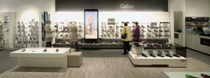 Бесподобный внутренний дизайн бутика женской элитной обуви Gabor stores