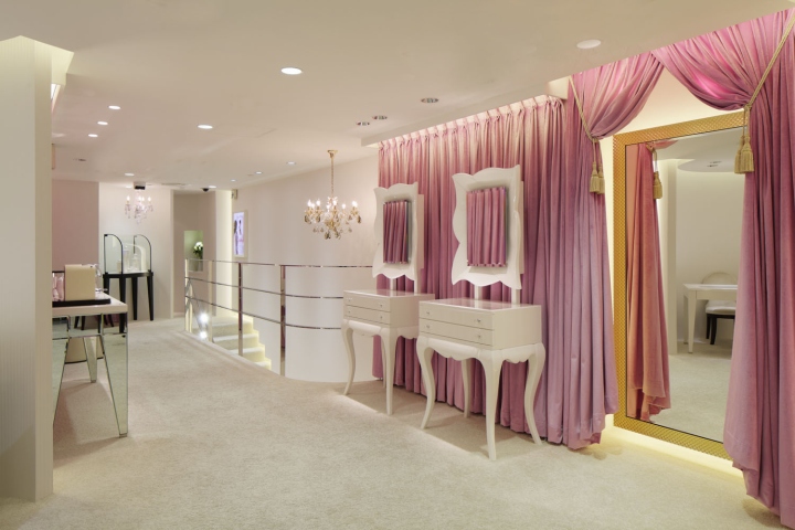 Ювелирный магазин свадебных драгоценностей GALA BRIDAL в Токио