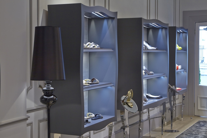 Бесподобный интерьер бутика обуви GINA в Лондоне