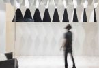 Чёрно-белый интерьер розничного магазина в Кувейте