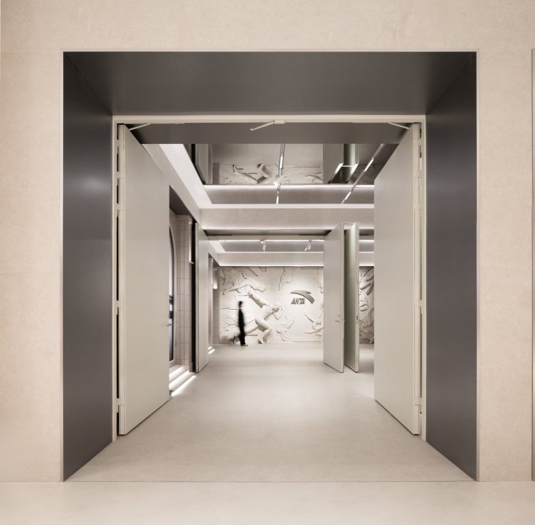 коридор ANTA Basketball Arena