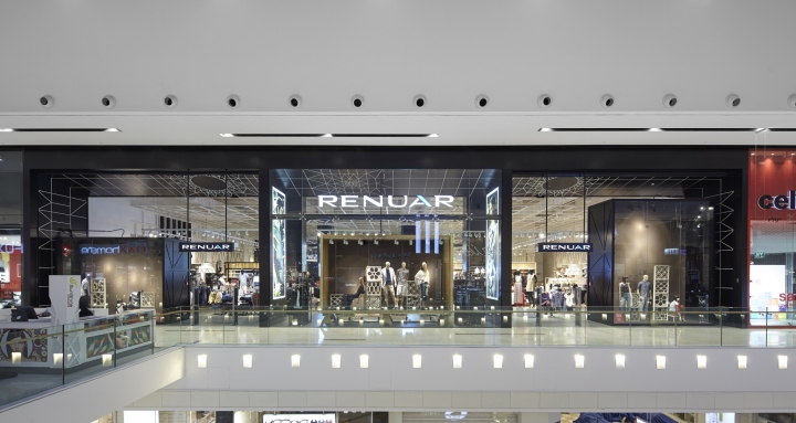 Красивый дизайн магазина Renuar