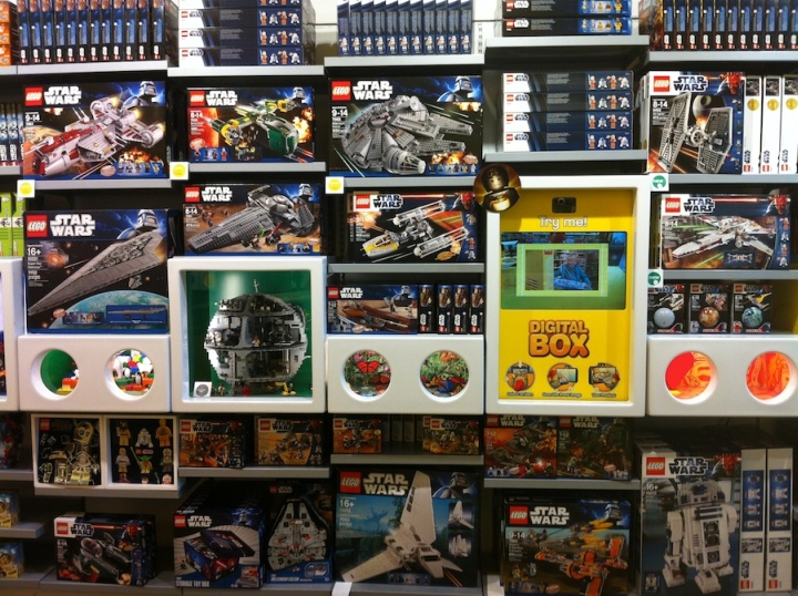 Замечательный магазин Lego в США