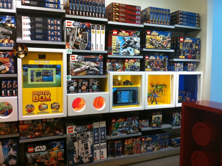 Дивный магазин Lego в США