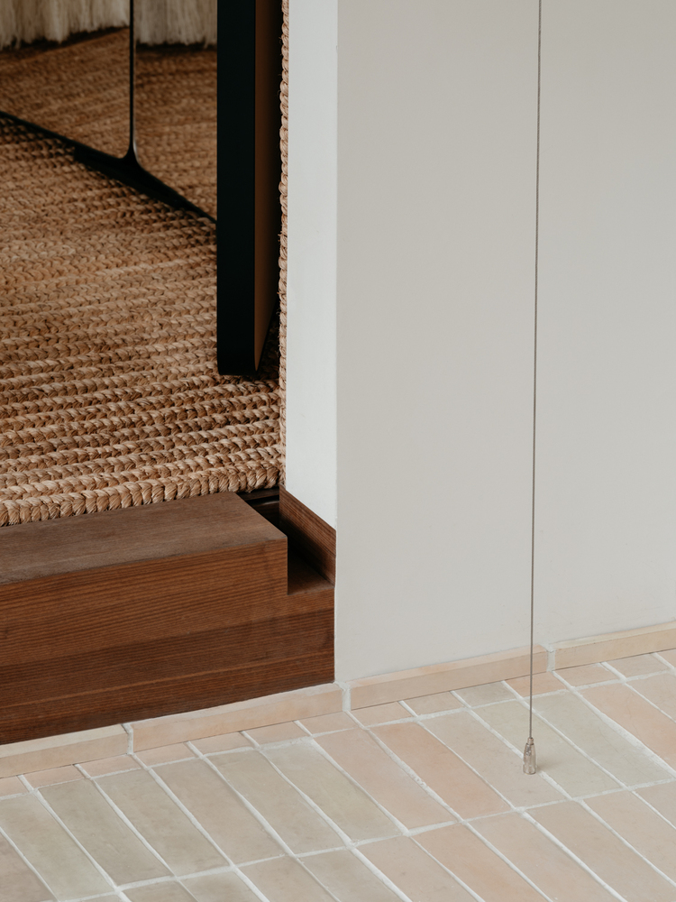 материал стен Lemaire boutique