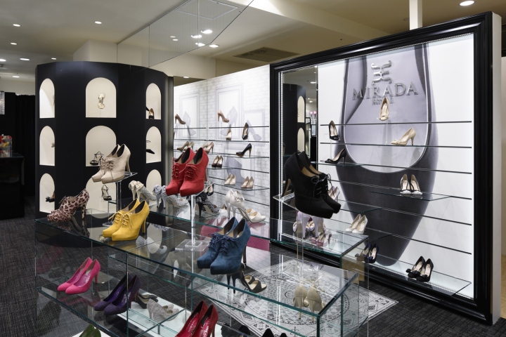 Сногшибательный бутик женской обуви Mirada Royal в Киото
