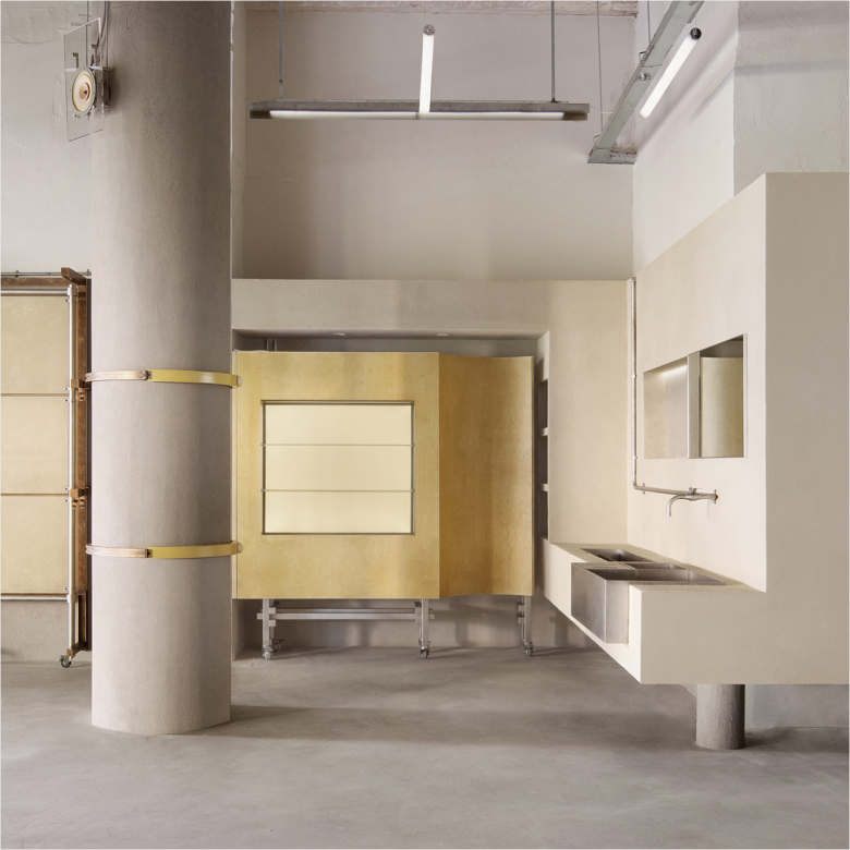 мойки у стены RERY Fashion Lifestyle Centre