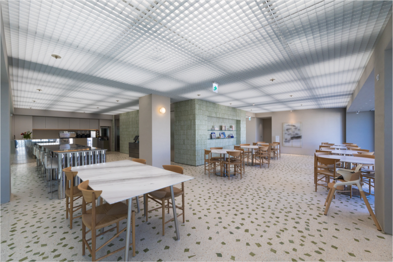 обеденная зона Lavish Store