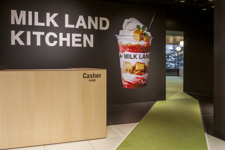 Оформление магазина молочных продуктов в Токио, Япония: комната, где можно попробовать десерт