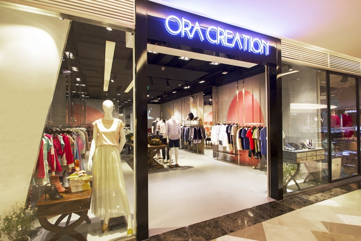 Магазин модной одежды Ora Creation в Пекине