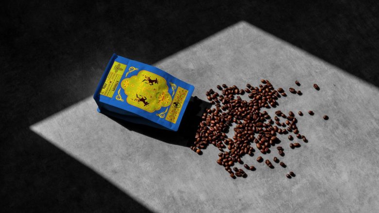 пачка с рассыпанным кофе Juwairya