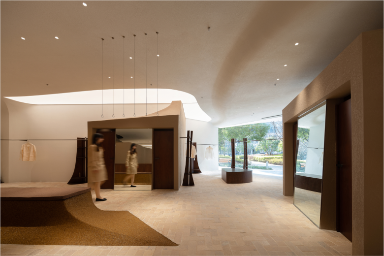 примерочные MOMO ERA