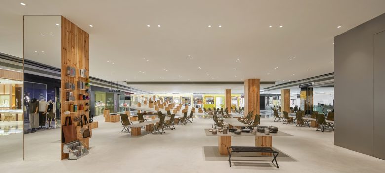 рабочее пространство Snow Peak вид сбоку