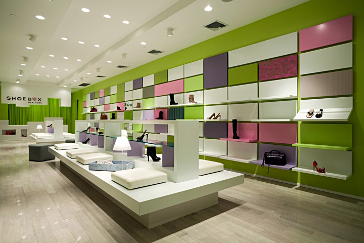 Красивое оформление торгового зала обувного магазина Shoebox от Sergio Mannino Studio в Нью-Йорке