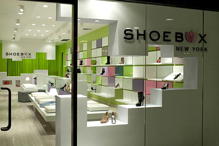 Умопомрачительный дизайн интерьера магазина Shoebox от Sergio Mannino Studio в Нью-Йорке