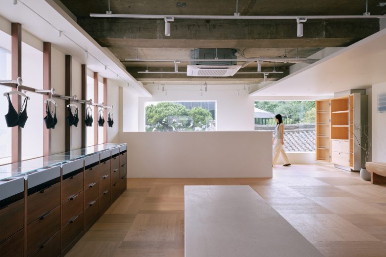 торговый зал Verish от Studio Tama