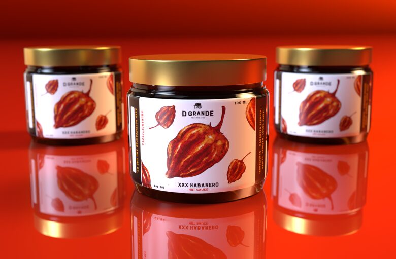 Брендинг острого соуса XXX Habanero от студии Wintrygrey. Провокационная упаковка, концепция «черной металлической» эстетики и маркетинг шока для соуса D-Grande.