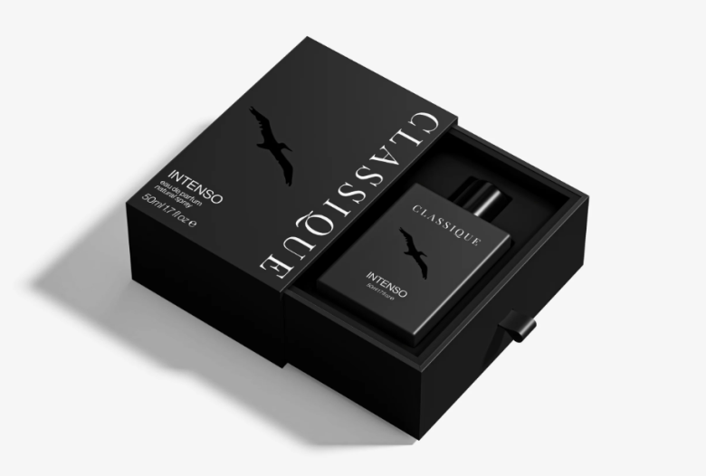 упаковка духов Classique Fragrance