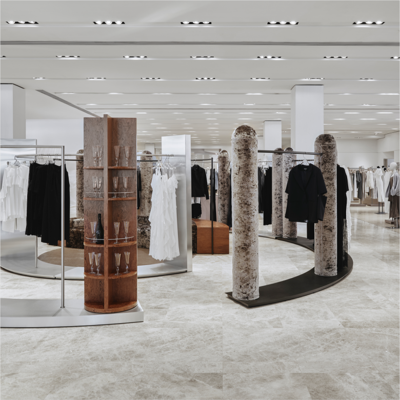 вешала с одеждой YOU WANNA