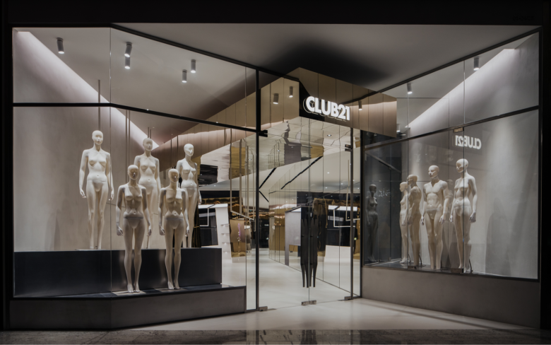 вид на магазин Club 21 store