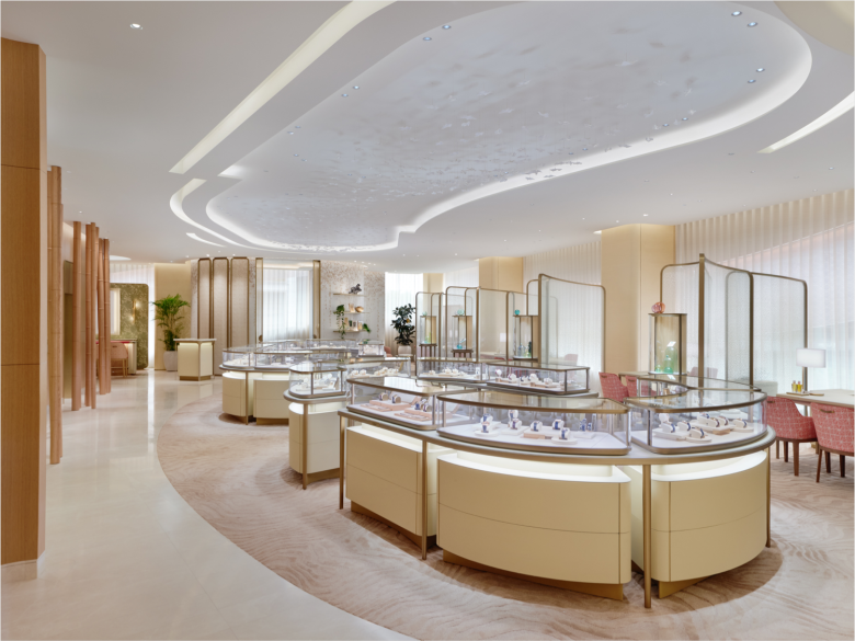 витрины Cartier