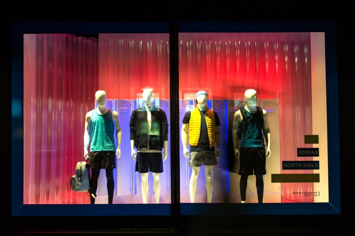 Тематическое оформление витрины для магазина одежды - Фото 8